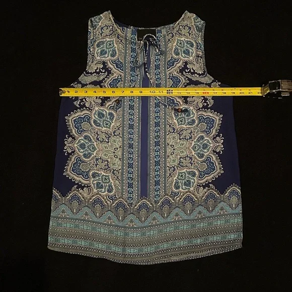 Cynthia Rowley sleeveless paisley blue blouse, size S - Picture 5 of 7